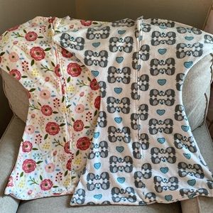 2 fleece zipadee-zips